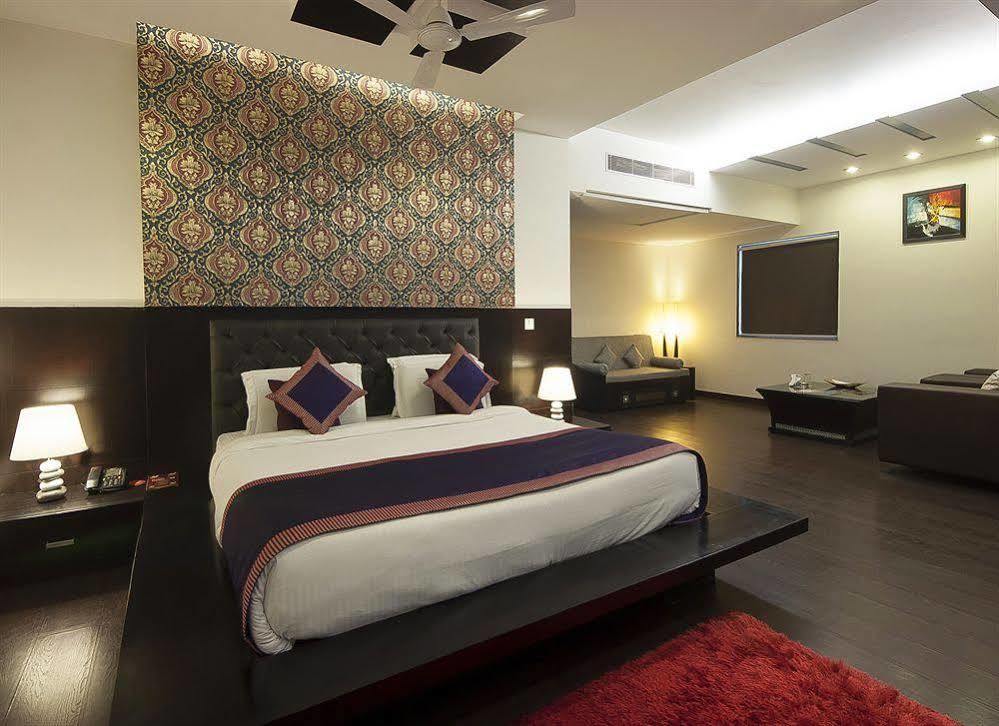 होटल Fabhotel Transit Delhi Airport Mahipalpur 3*