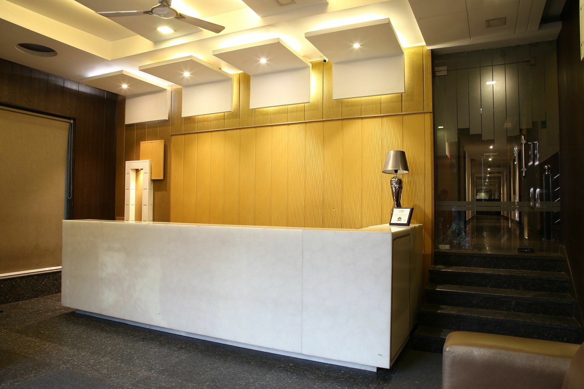 होटल Fabhotel Transit Delhi Airport Mahipalpur 3*
